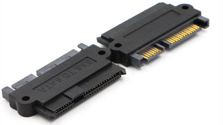 SAS-SATA adapter